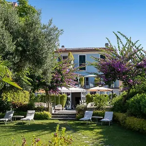 Blu 3* Lavagna