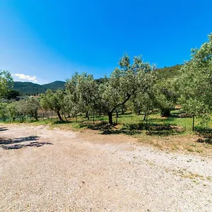 https://casa-rossa-lacona.it-tuscanyhotel.com